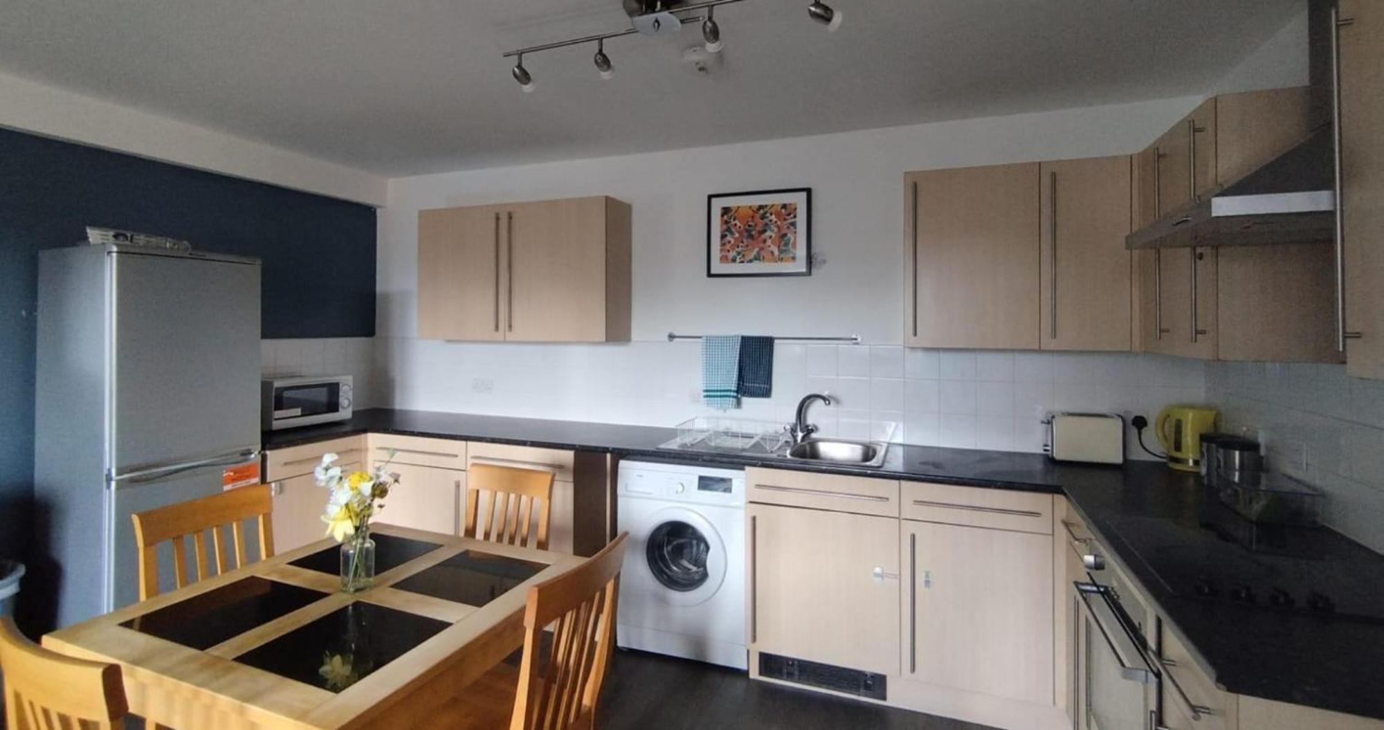 Business & Leisure City Centre 2 Bed En-Suite Apartment With Free Parking And Netflix Coventry Exteriér fotografie