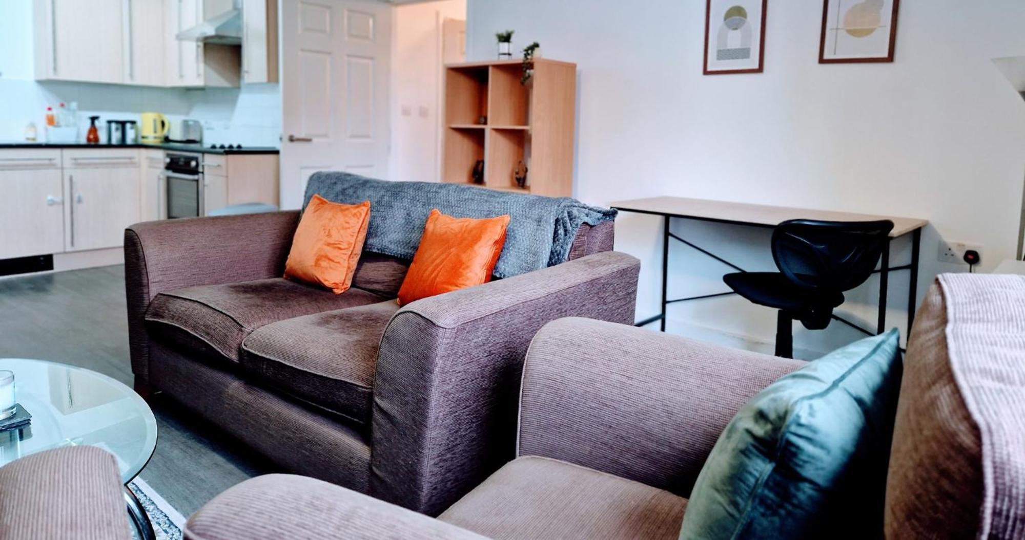 Business & Leisure City Centre 2 Bed En-Suite Apartment With Free Parking And Netflix Coventry Exteriér fotografie