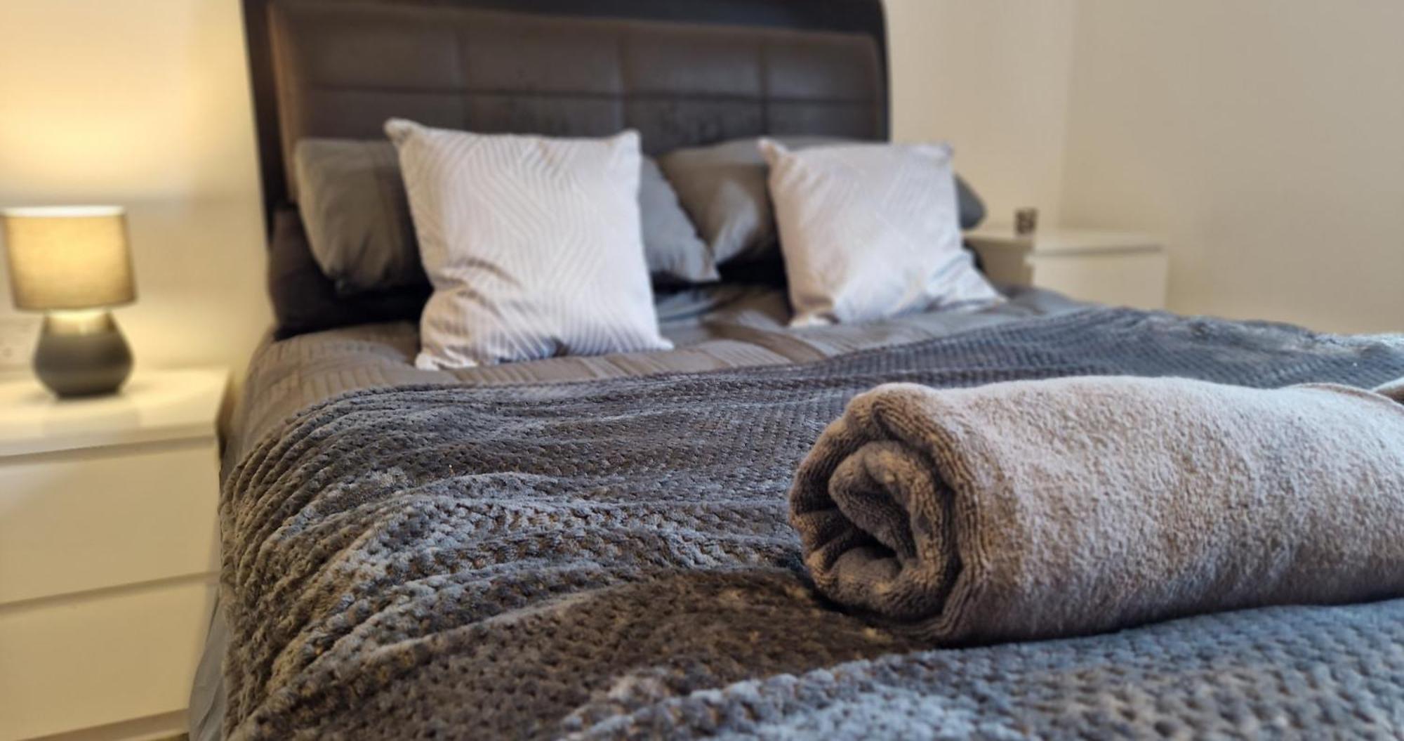 Business & Leisure City Centre 2 Bed En-Suite Apartment With Free Parking And Netflix Coventry Exteriér fotografie